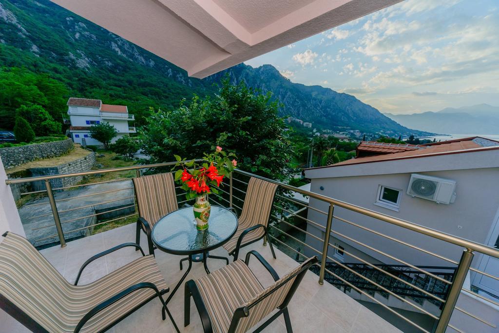 Paradise Bay Apartments Kotor Exterior foto
